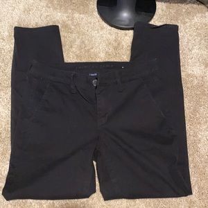 American Eagle skinny Pants size 8 short